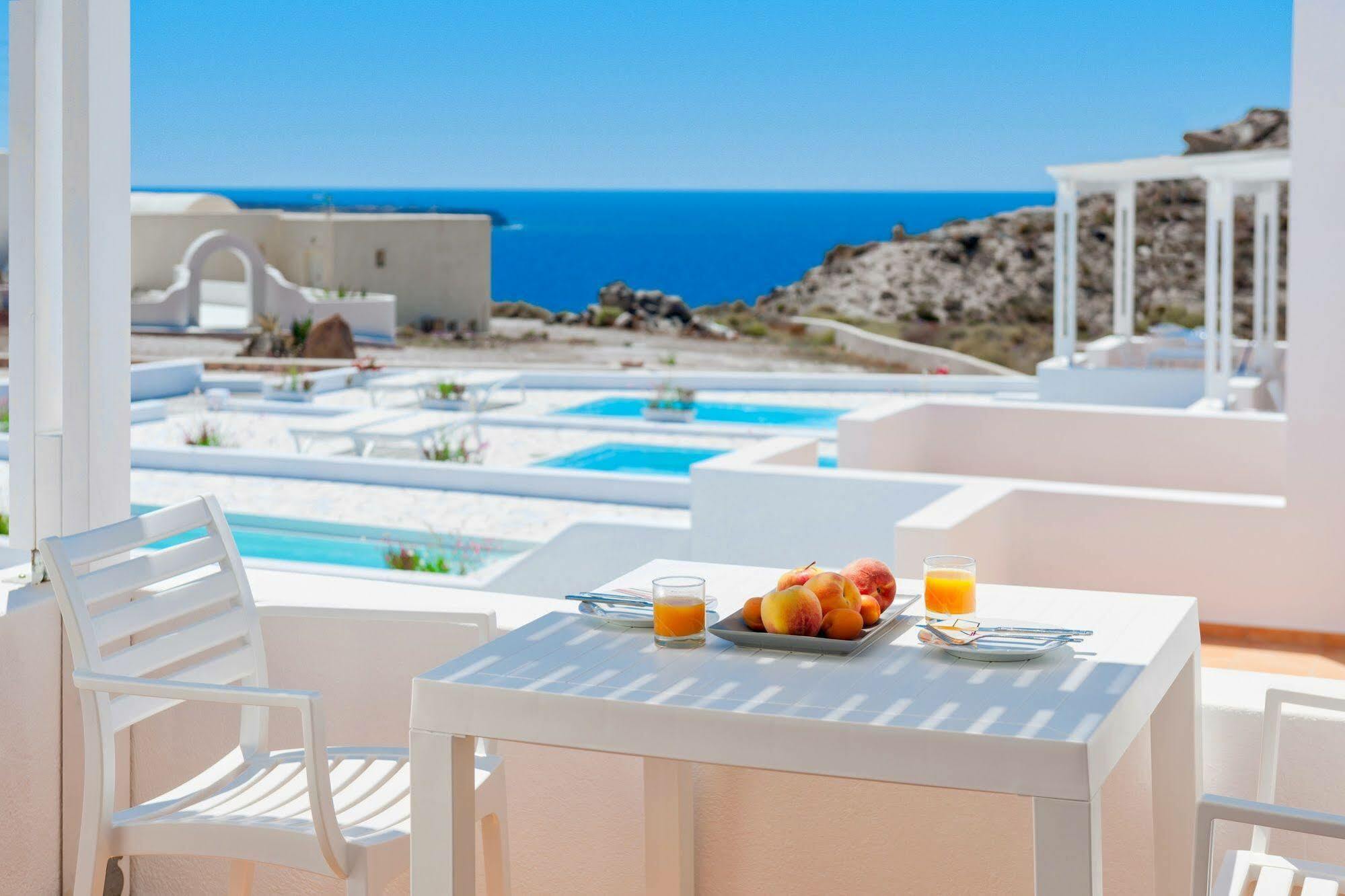 Katharos Pool Villas Иа Екстериор снимка
